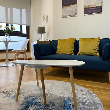 Bonito Estudio En El Centro De Apartamento *